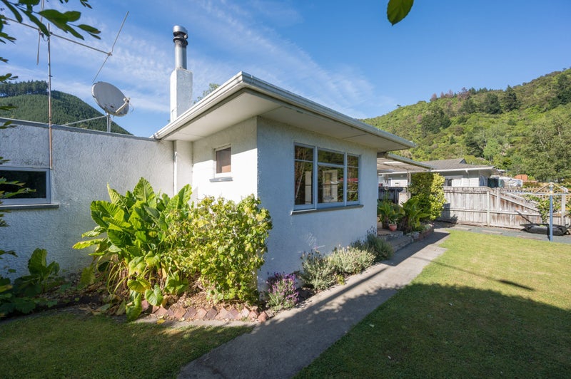 112 Westbrook Terrace, The Brook, Nelson - Carousel 2