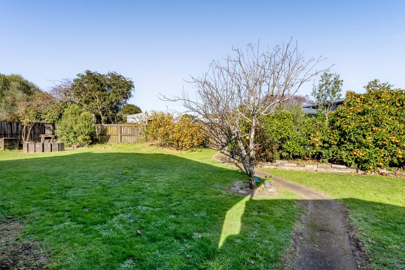 16 Dillon Drive, Bell Block, New Plymouth - Carousel 20