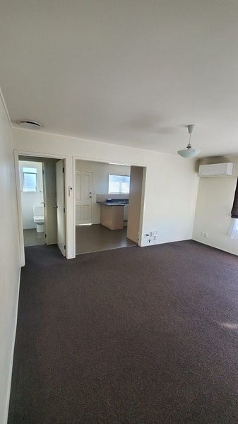1/21 Target Road, Totara Vale, Auckland - Carousel 15