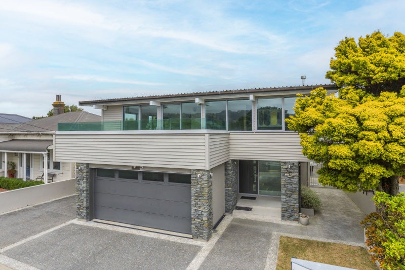2 Buick Street, Petone, Lower Hutt - Carousel 1