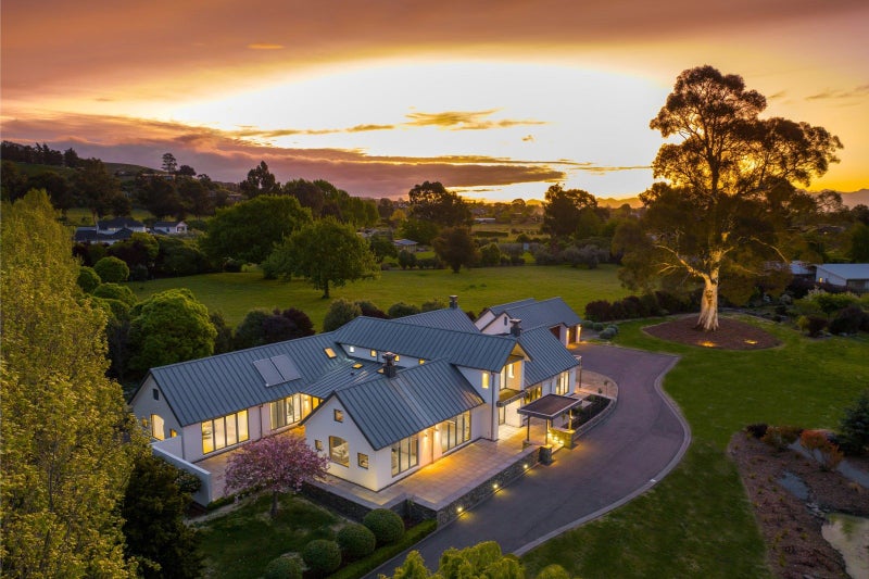 6 Dry Hills Rise, Riverlands - Carousel 2