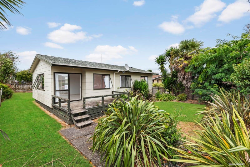 2/13 Warriston Avenue, Waiuku, Auckland - Carousel 1