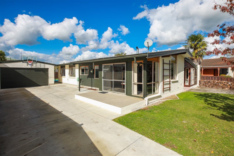 62 Aurora Terrace, Hillcrest, Hamilton - Carousel 2