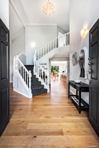 10 Corriedale Place, Somerville, Manukau - Carousel 1