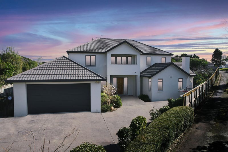 15 Wood Leigh, Paraparaumu Beach, Paraparaumu - Carousel 1