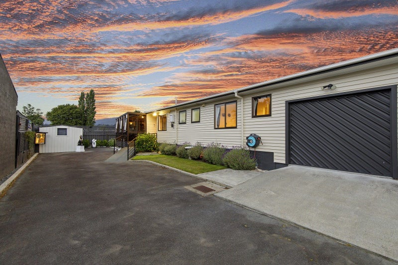 10A Whitley Avenue, Ebdentown, Upper Hutt - Carousel 1