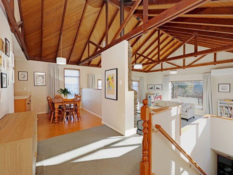 33 Leven Street, South Hill, Oamaru - Carousel 1