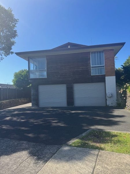 1 Heron Avenue, Matua, Tauranga - Carousel 1