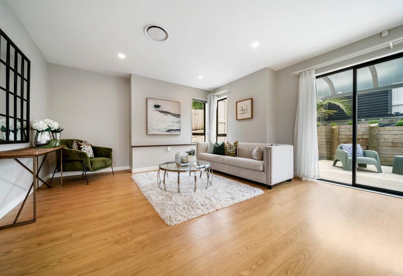 674 East Coast Road, Pinehill, Auckland - Carousel 2