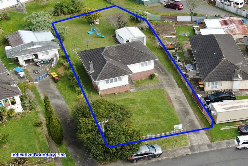 51 Velvet Crescent, Otara, Auckland - Carousel 1