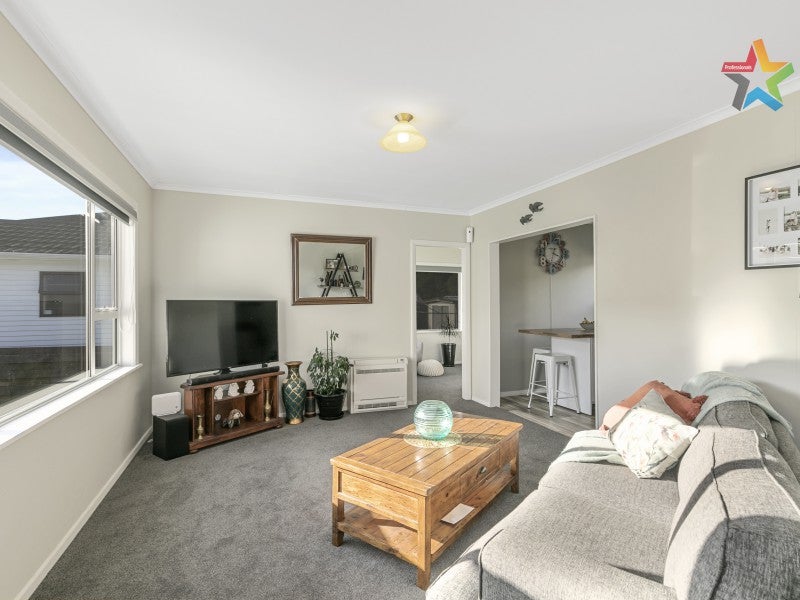 36 Westminster Road, Wainuiomata, Lower Hutt - Carousel 2