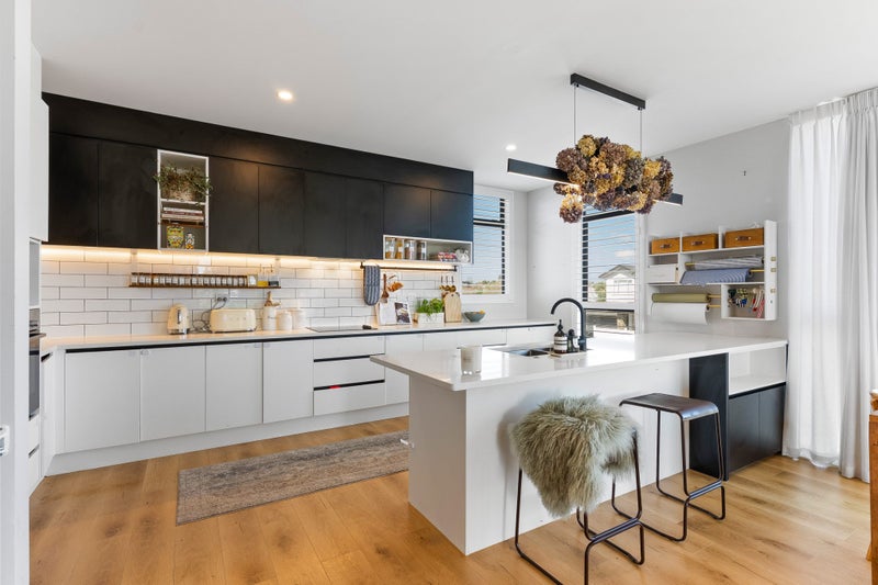 262C Meola Road, Point Chevalier, Auckland - Carousel 2