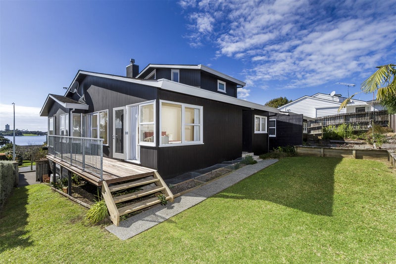 2/14 Lake View Road, Takapuna, Auckland - Carousel 26