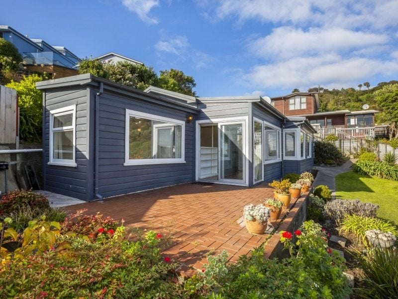 53A Bayview Road, Paremata, Porirua - Carousel 1