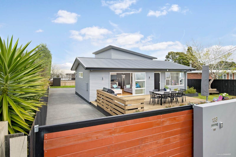 133 West Tamaki Road, Glen Innes, Auckland - Carousel 2
