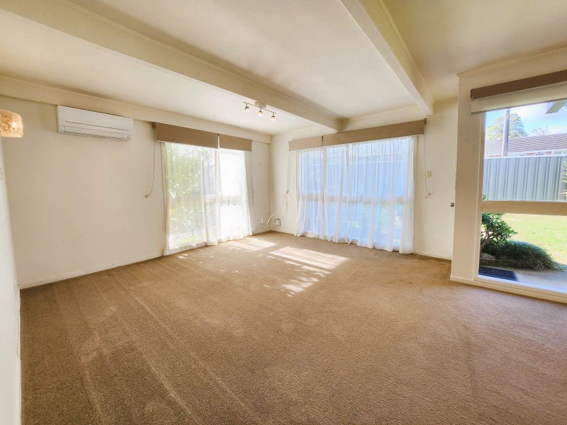 2/1 Corrella Road, Belmont, Auckland - Carousel 2