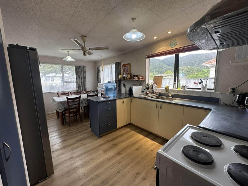1A Burcham Street, Taita, Lower Hutt - Carousel 2