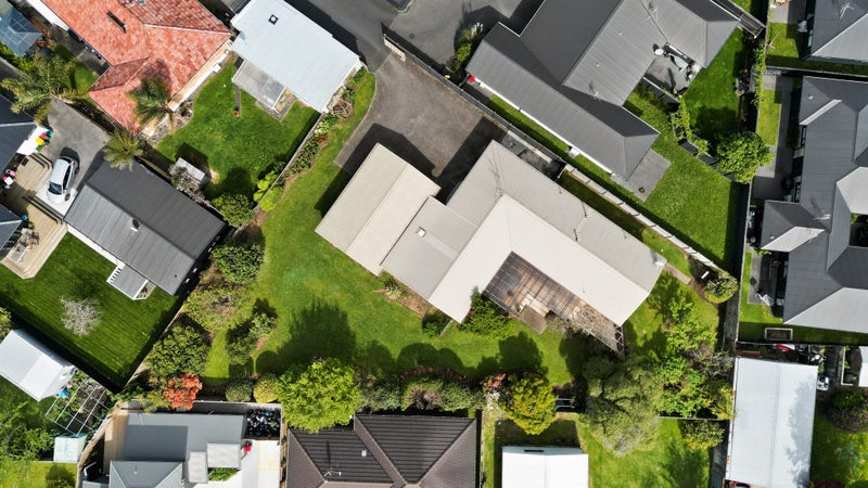 139 Beerescourt Road, Beerescourt, Hamilton - Carousel 30