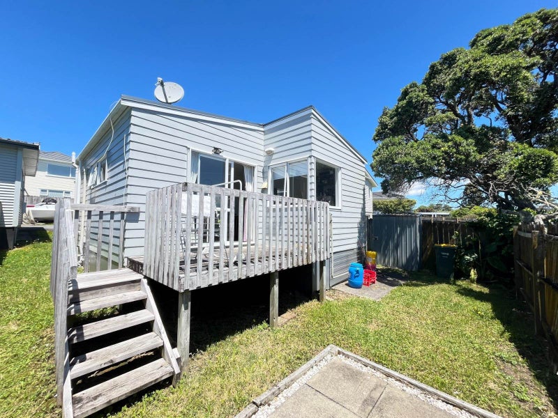 74 Litten Road, Cockle Bay, Auckland - Carousel 2