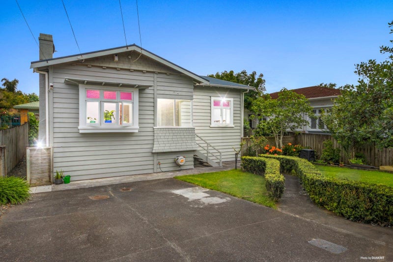 3 Waiohua Road, Greenlane, Auckland - Carousel 1