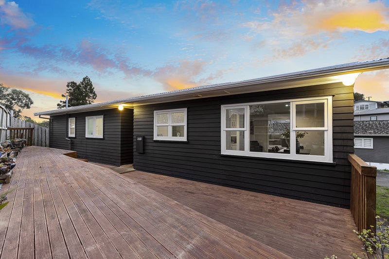 12A Saffron Street, Birkdale, Auckland - Carousel 2