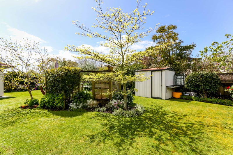 13 Shelter Grove, Frankleigh Park, New Plymouth - Carousel 20