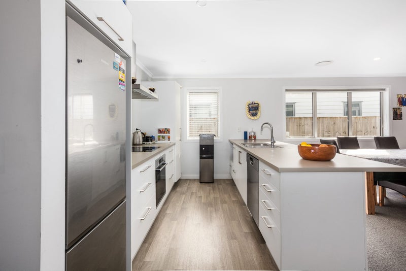 97A John Burke Drive, Aotea, Porirua - Carousel 2