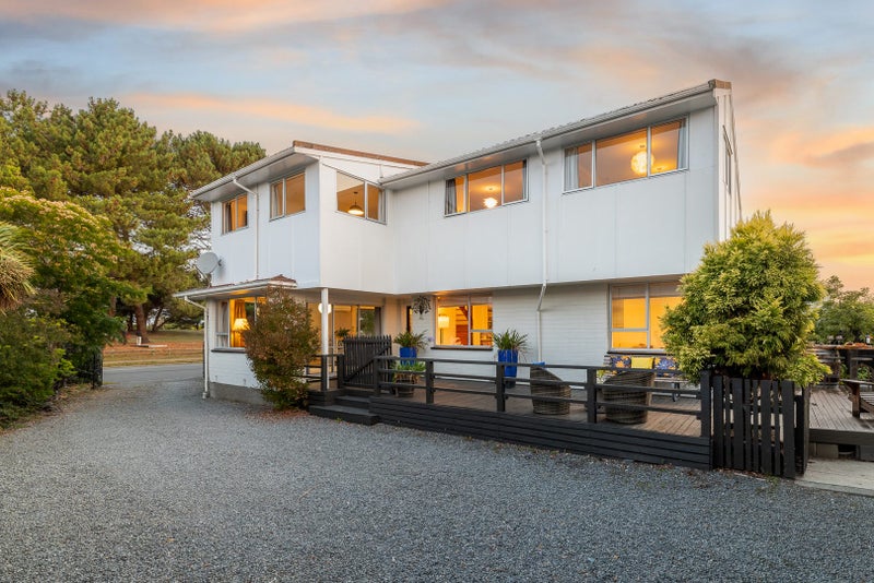 209 Queenspark Drive, Parklands, Christchurch - Carousel 2