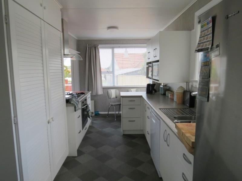 38A Drake Street, Vogeltown, New Plymouth - Carousel 2