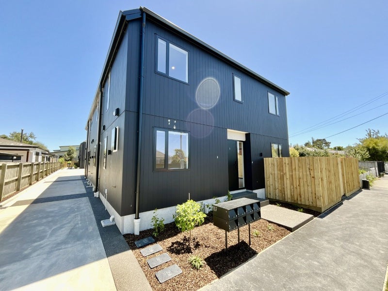 1/107 Smith Street, Woolston, Christchurch - Carousel 2
