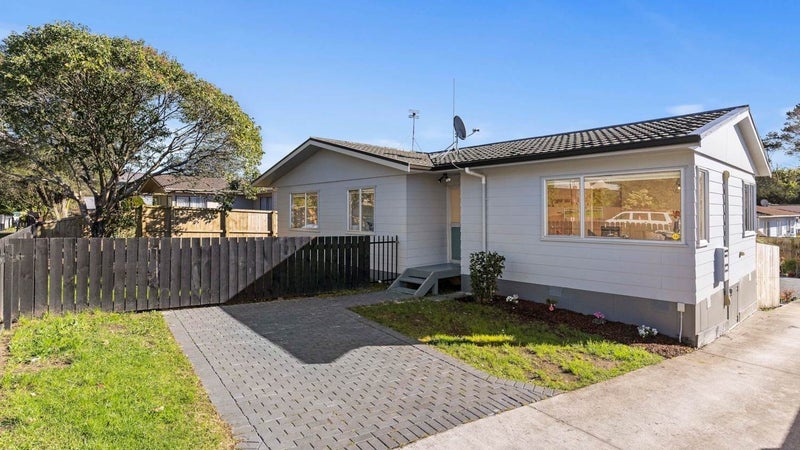 76A Borich Road, Sunnyvale, Auckland - Carousel 1