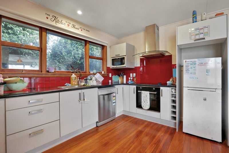 37 Grove Street, Tinwald, Ashburton - Carousel 2