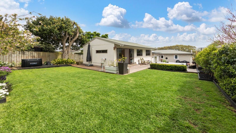 21 Aragon Avenue, Glendowie, Auckland - Carousel 1