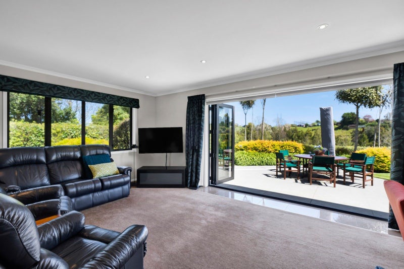 12B Junction Street, Welbourn, New Plymouth - Carousel 2