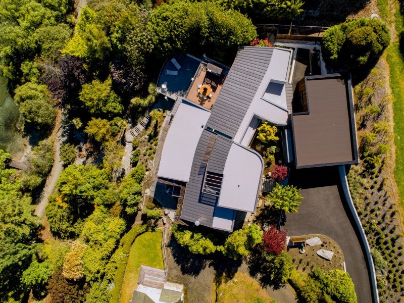 3 Lewis Road, Kelvin Heights, Queenstown - Carousel 26