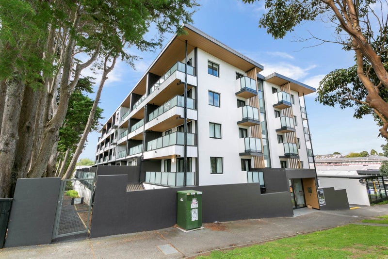 2C/250 Richmond Road, Grey Lynn, Auckland - Carousel 2