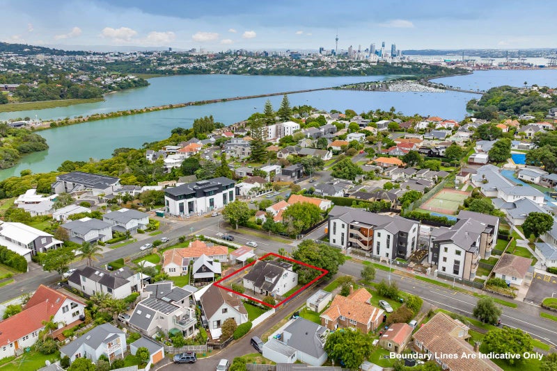 16 Grace Street, Orakei, Auckland - Carousel 1