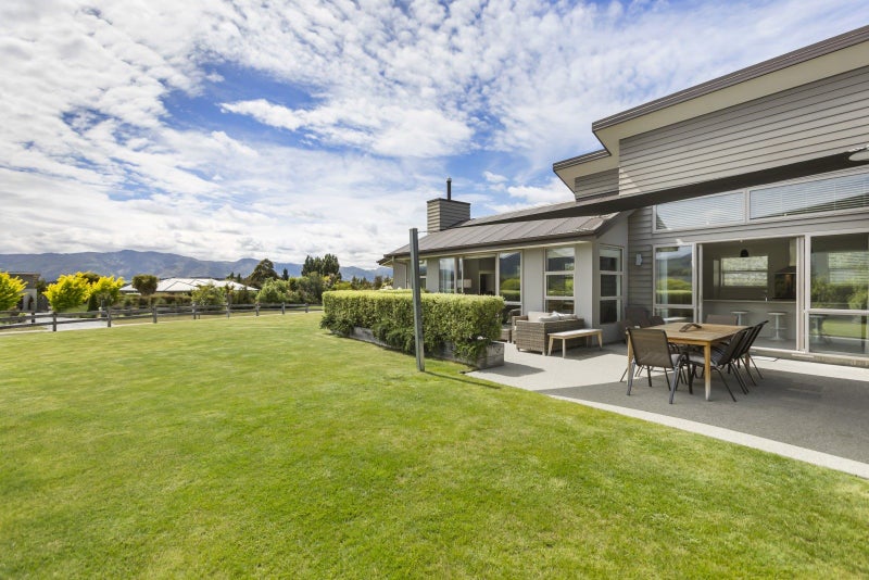 26 Hardie Place, Albert Town, Wanaka - Carousel 2