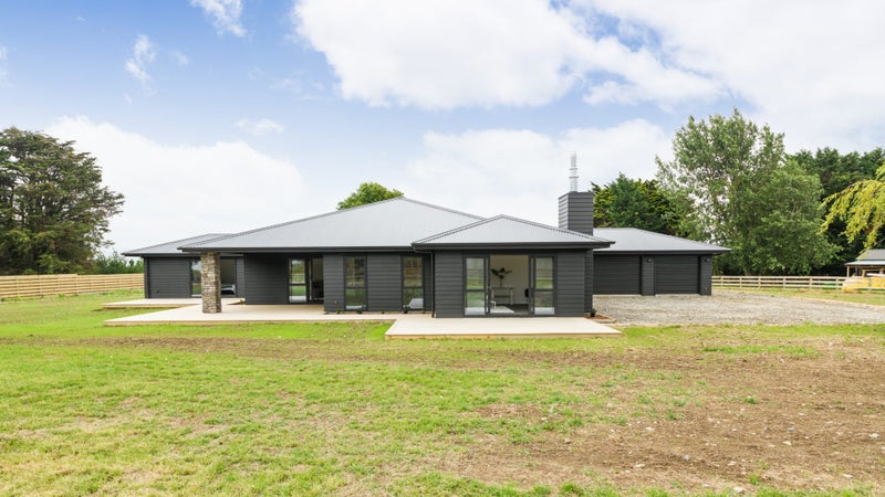 174A Watershed Road, Bunnythorpe, Palmerston North - Carousel 1