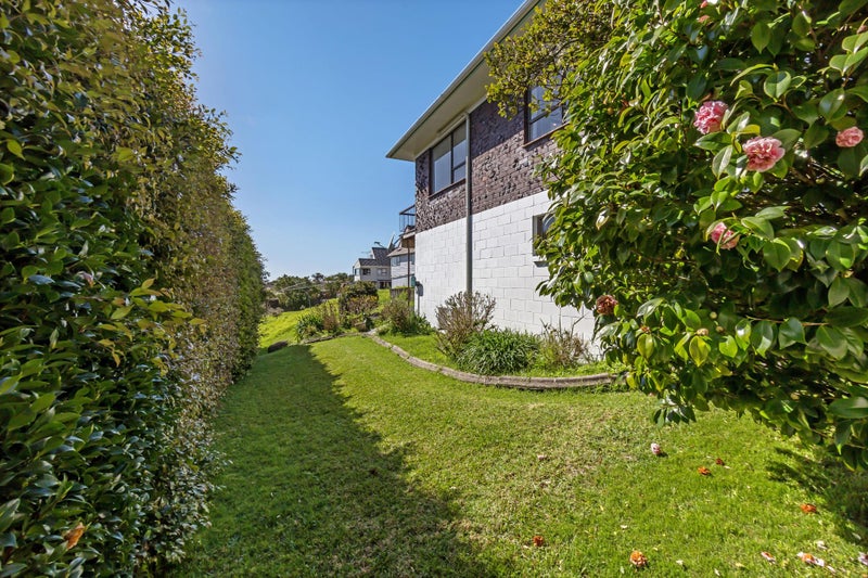 2/36 Shanaway Rise, Hillcrest, Auckland - Carousel 19