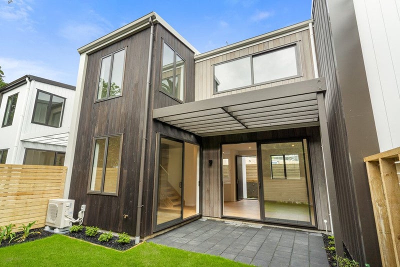 13/37 St Vincent Avenue, Remuera, Auckland - Carousel 1