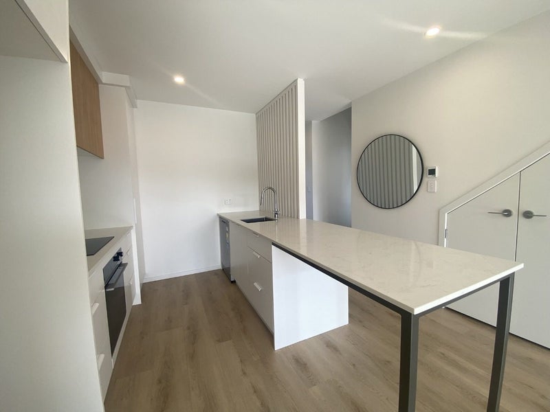 14/10 Pascoe Avenue, Paremata, Porirua - Carousel 2