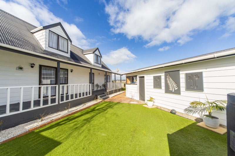 32B Somerset Crescent, Highbury, Palmerston North - Carousel 2