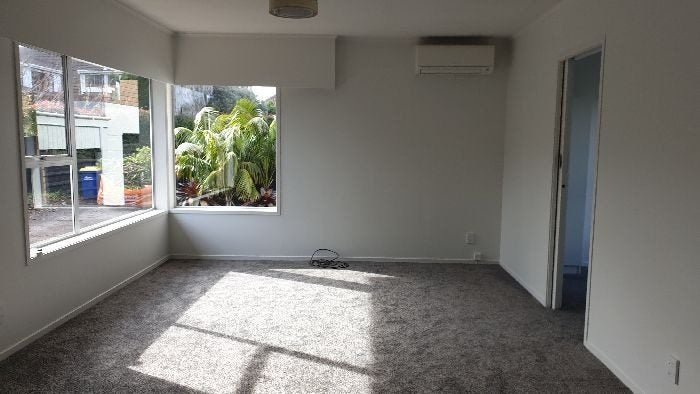 2/8 Tobruk Crescent, Milford, Auckland - Carousel 2