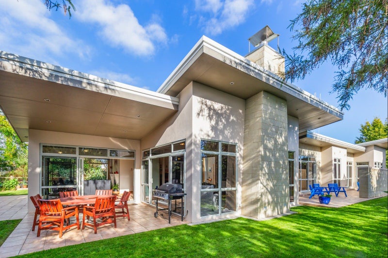 15 Homewood Avenue, Levin, Levin - Carousel 1