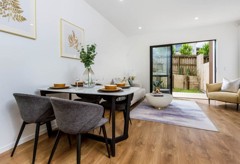 15/26 Springvale Drive, Fairview Heights, Auckland - Carousel 2