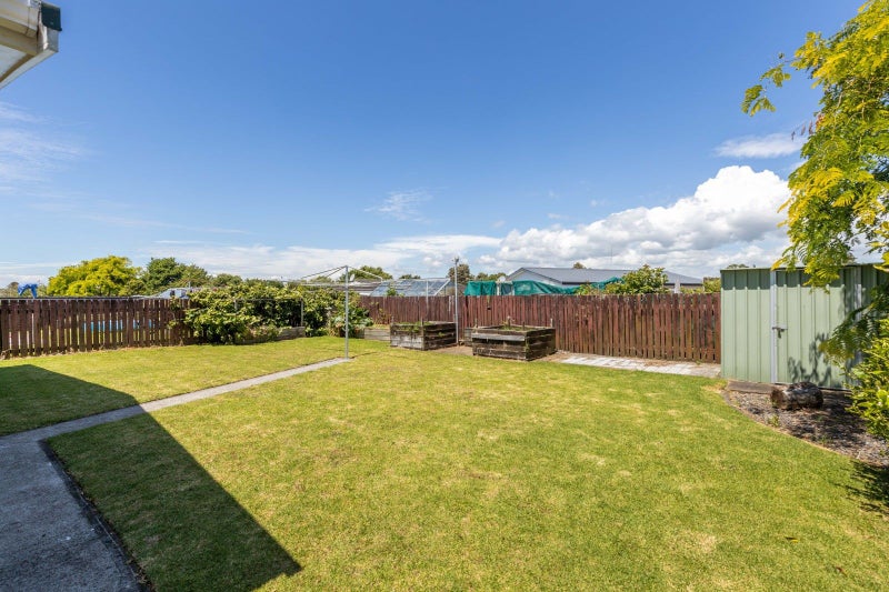 10 Camellia Avenue, Bell Block, New Plymouth - Carousel 36