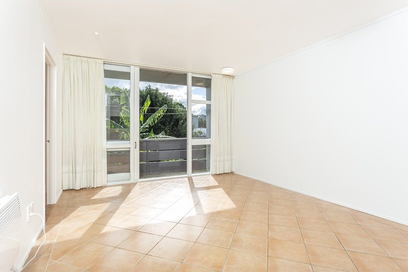 4/17 Coleridge Street, Grey Lynn, Auckland - Carousel 2