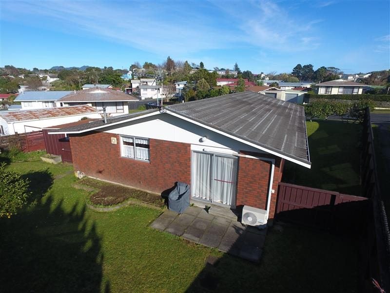 45 Penrith Street, Westown, New Plymouth - Carousel 1