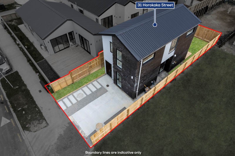 31 Horokaka Street, Massey, Auckland - Carousel 1